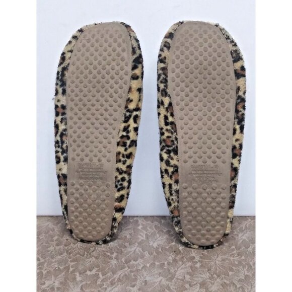 Secret Treasures Leopard Print Slipper socks 9.5/10/10.5 soft plush bow accents - Picture 4 of 7